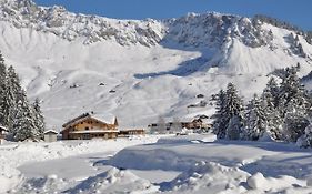 Les Roches 1500 Mieussy 3*