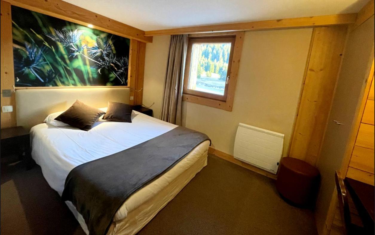 Hotel Les Roches 1500 à Mieussy Extérieur photo